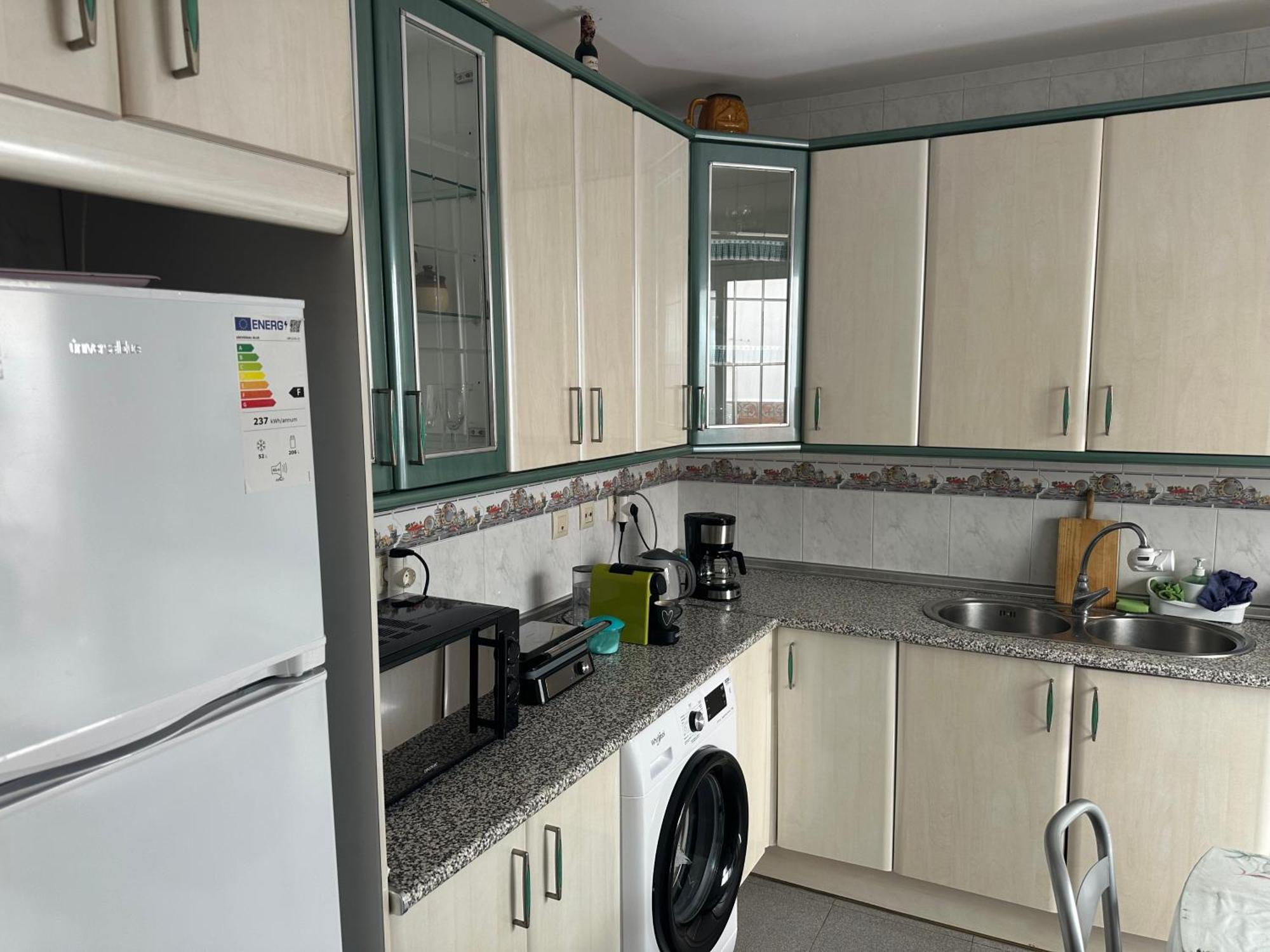 Almeria Centro Habitacion Privada En Apartamento Compartido Buitenkant foto