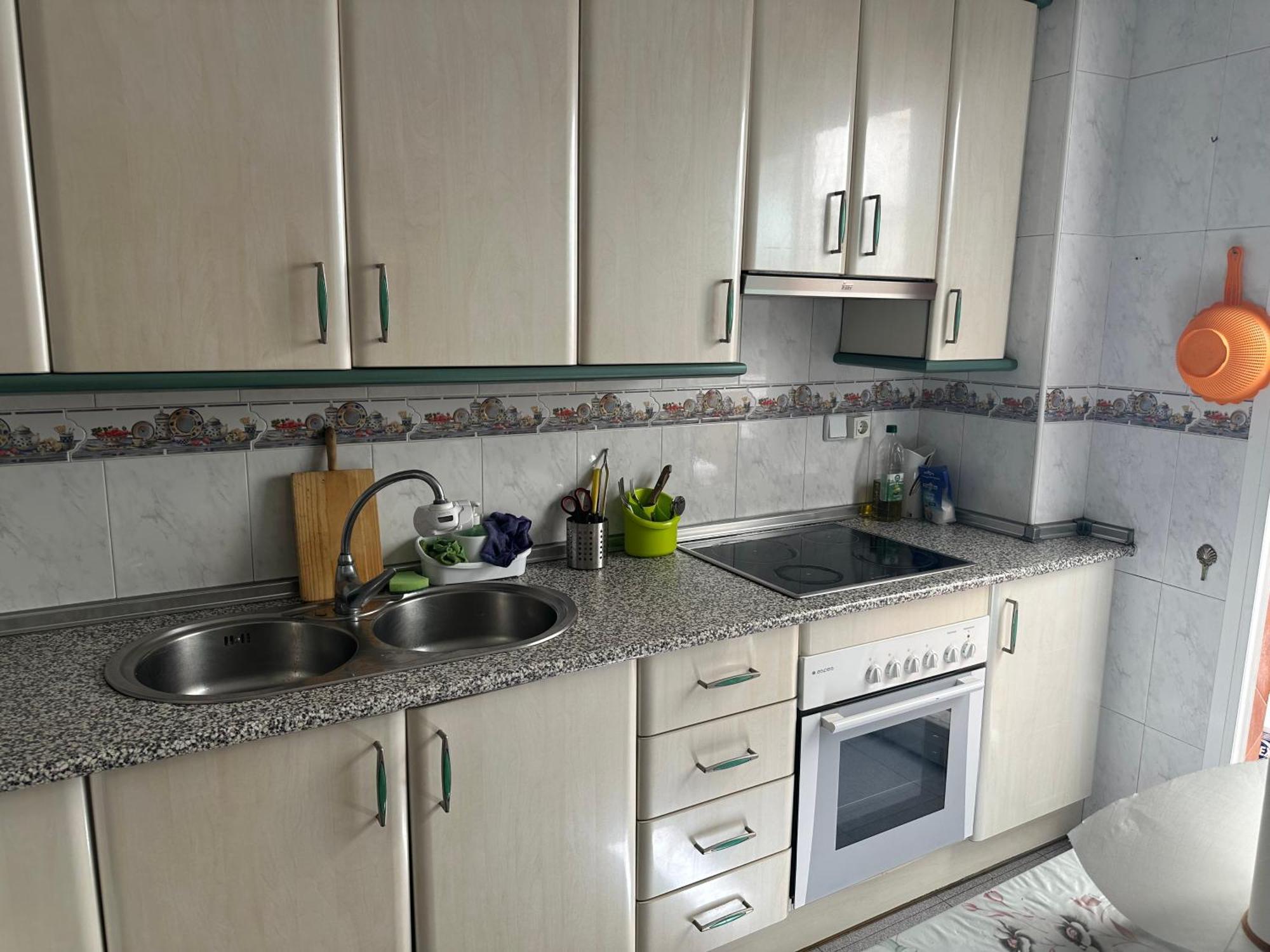 Almeria Centro Habitacion Privada En Apartamento Compartido Buitenkant foto