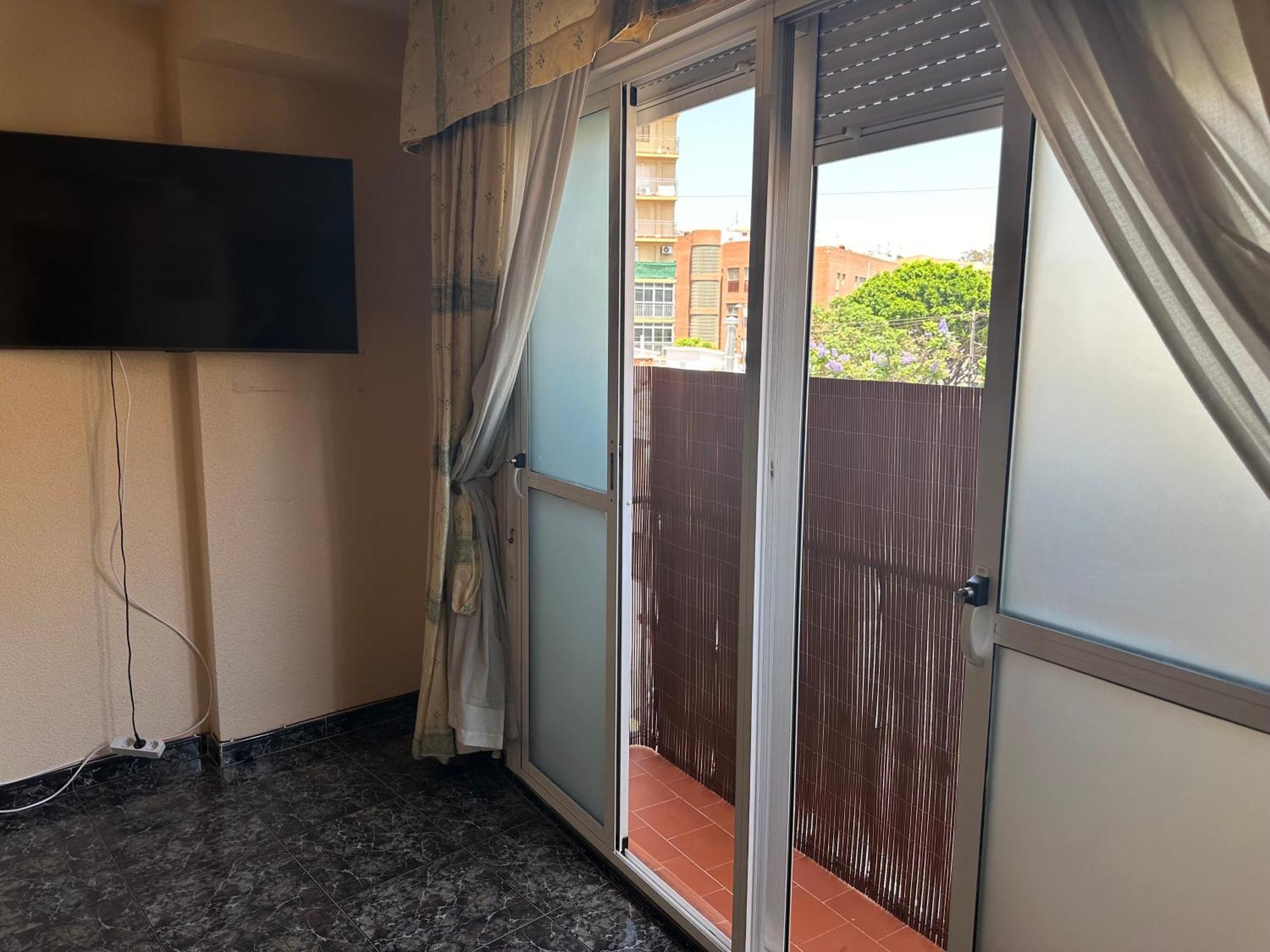 Almeria Centro Habitacion Privada En Apartamento Compartido Buitenkant foto